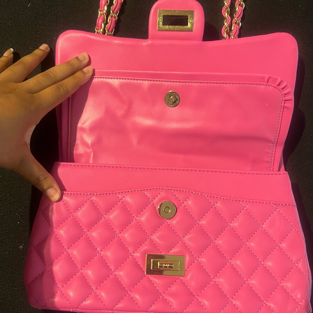 Quilted Pink Shoulder Bag - Picture 7 of 8